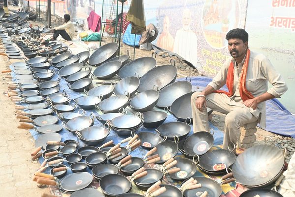 Illuminating Dining: The Impact of Kitchen Lighting on Your Caloric Intake and Mealtime Habits